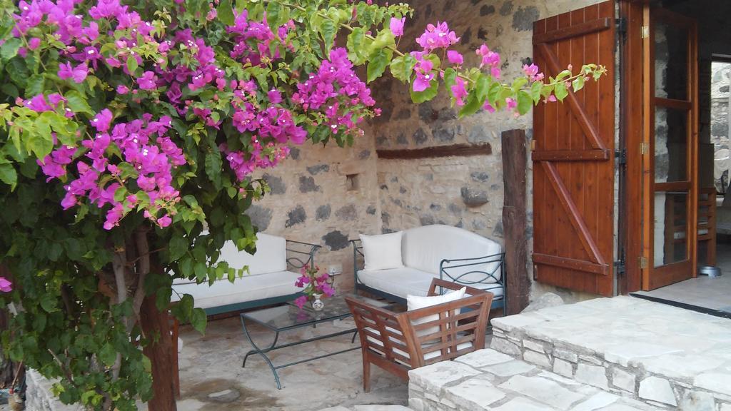 Blue Cottage Apsiou المظهر الخارجي الصورة