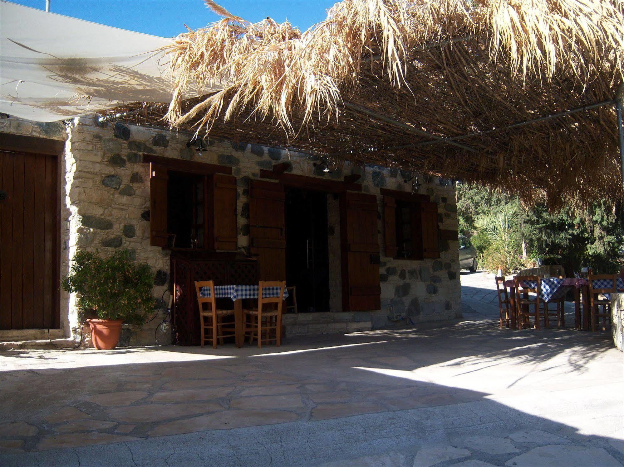 Blue Cottage Apsiou المظهر الخارجي الصورة